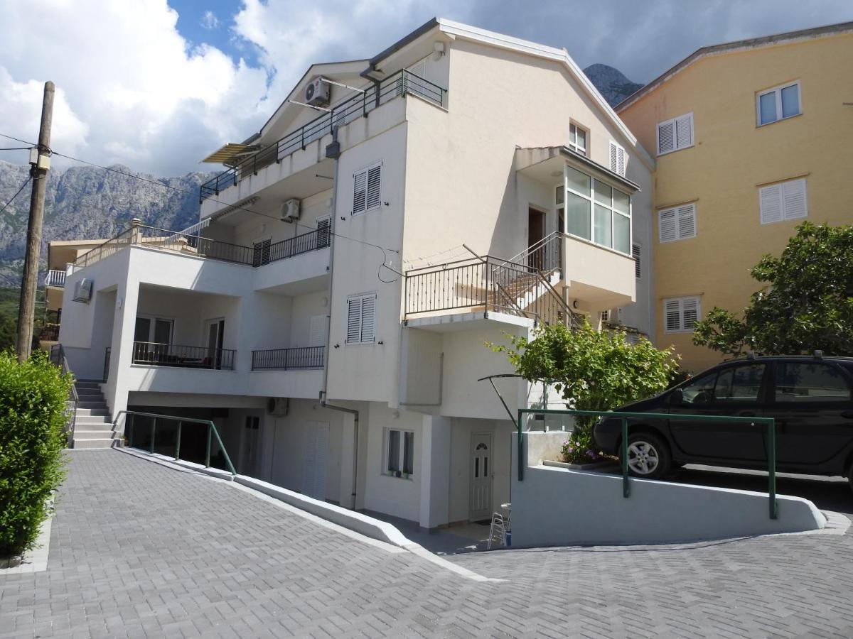 Apartments Edita Макарська Екстер'єр фото